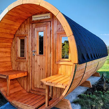 Schlafen Im Fass Mit Sonnenuntergang Blick * Komptendorf