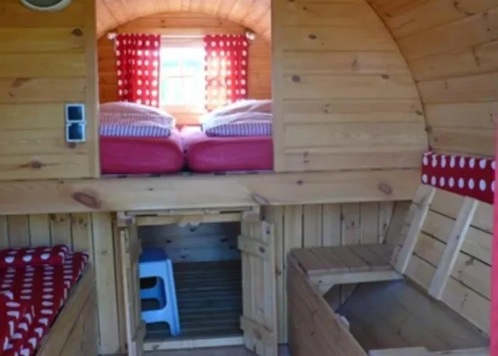 Schlafen Im Fass Mit Sonnenuntergang Blick